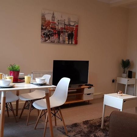 لوتون Bellaliving 2 Bedroom Apartment - Luton المظهر الخارجي الصورة