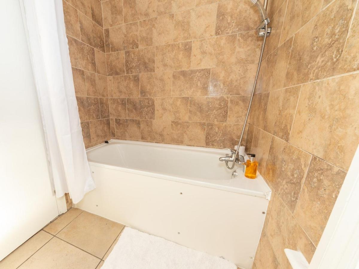 لوتون Bellaliving 2 Bedroom Apartment - Luton المظهر الخارجي الصورة